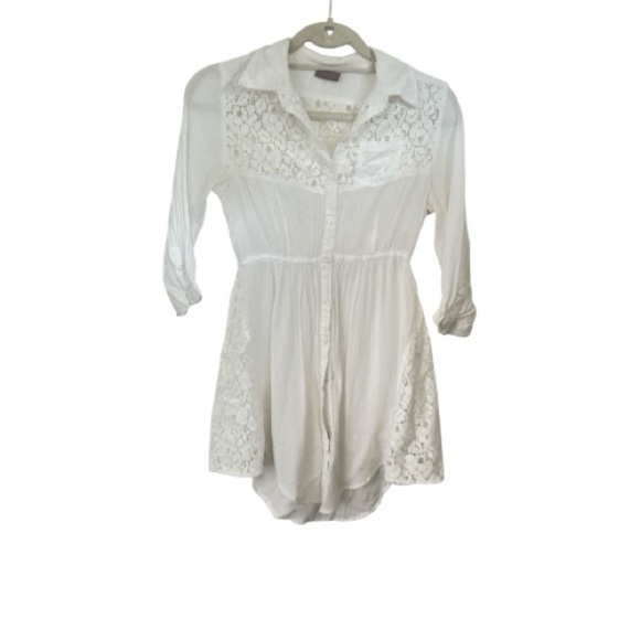 Free People Tops - Free People White Lace Tunic Top – Button Front Boho Chic Size XS